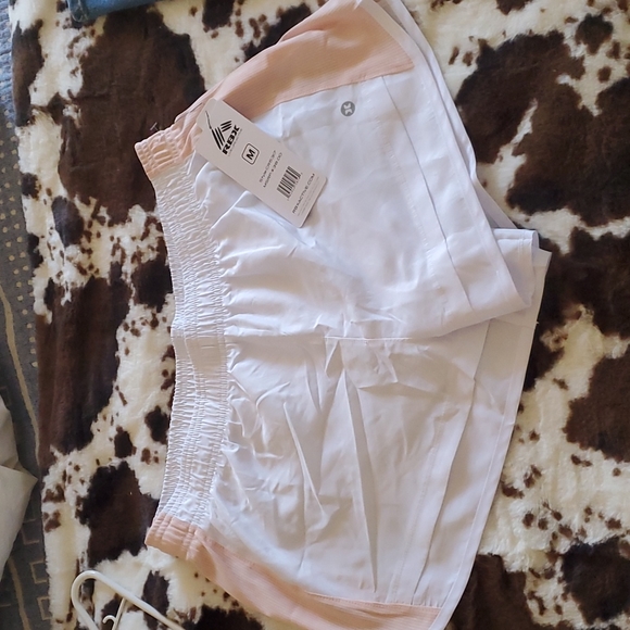 Active shorts - Picture 1 of 2